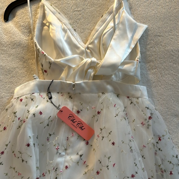 Chi Chi London NWT #ChiChiLondon - Picture 7 of 9